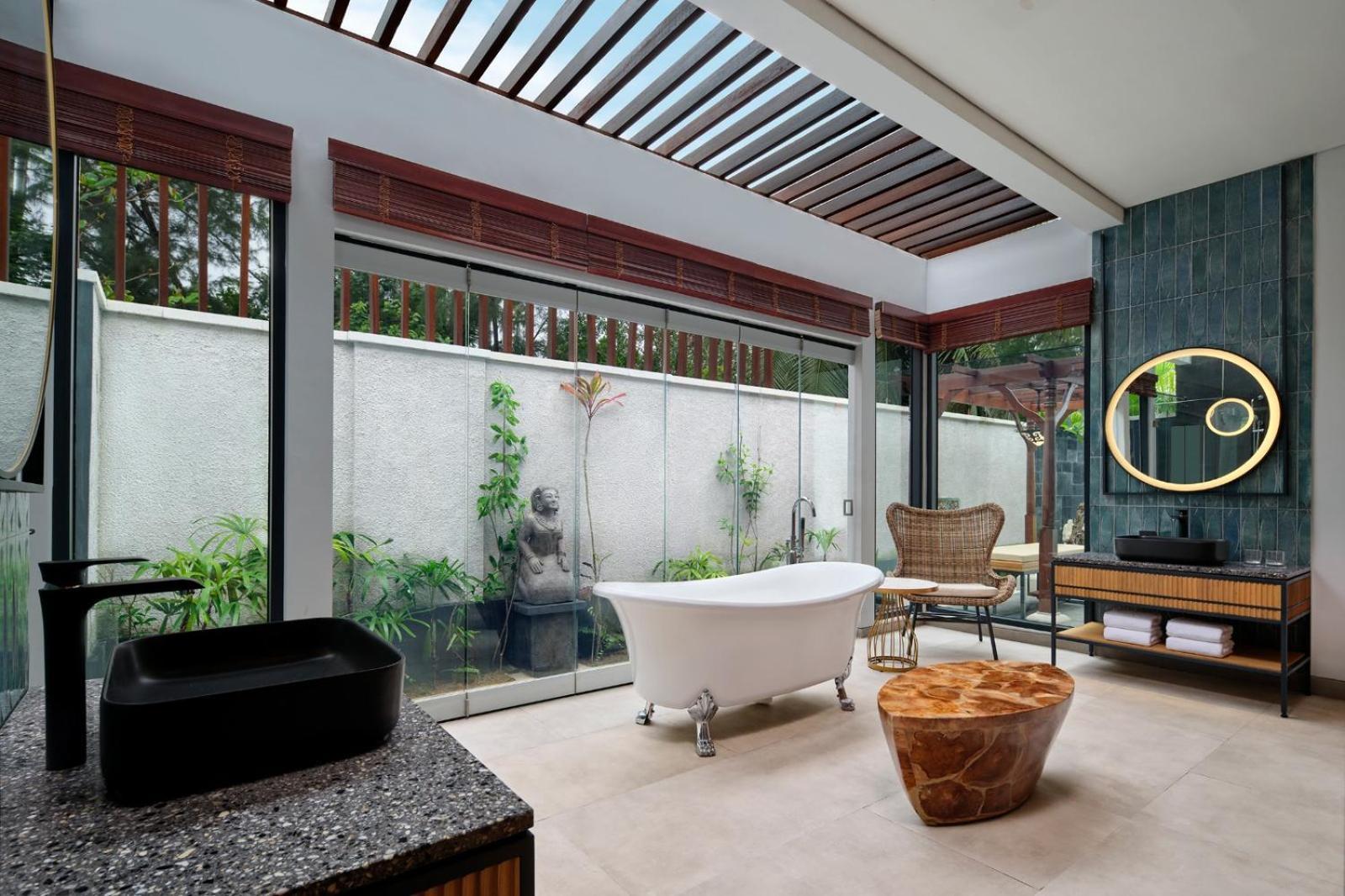 Four Points By Sheraton Bintan, Lagoi Bay Exteriör bild