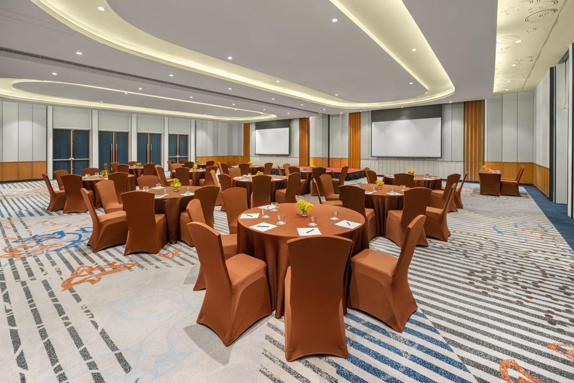 Four Points By Sheraton Bintan, Lagoi Bay Exteriör bild
