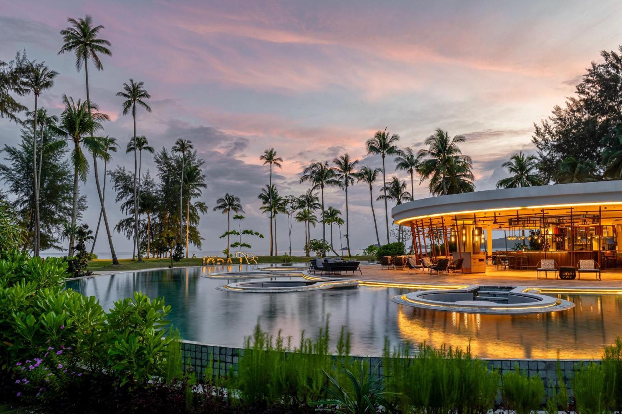 Four Points By Sheraton Bintan, Lagoi Bay Exteriör bild
