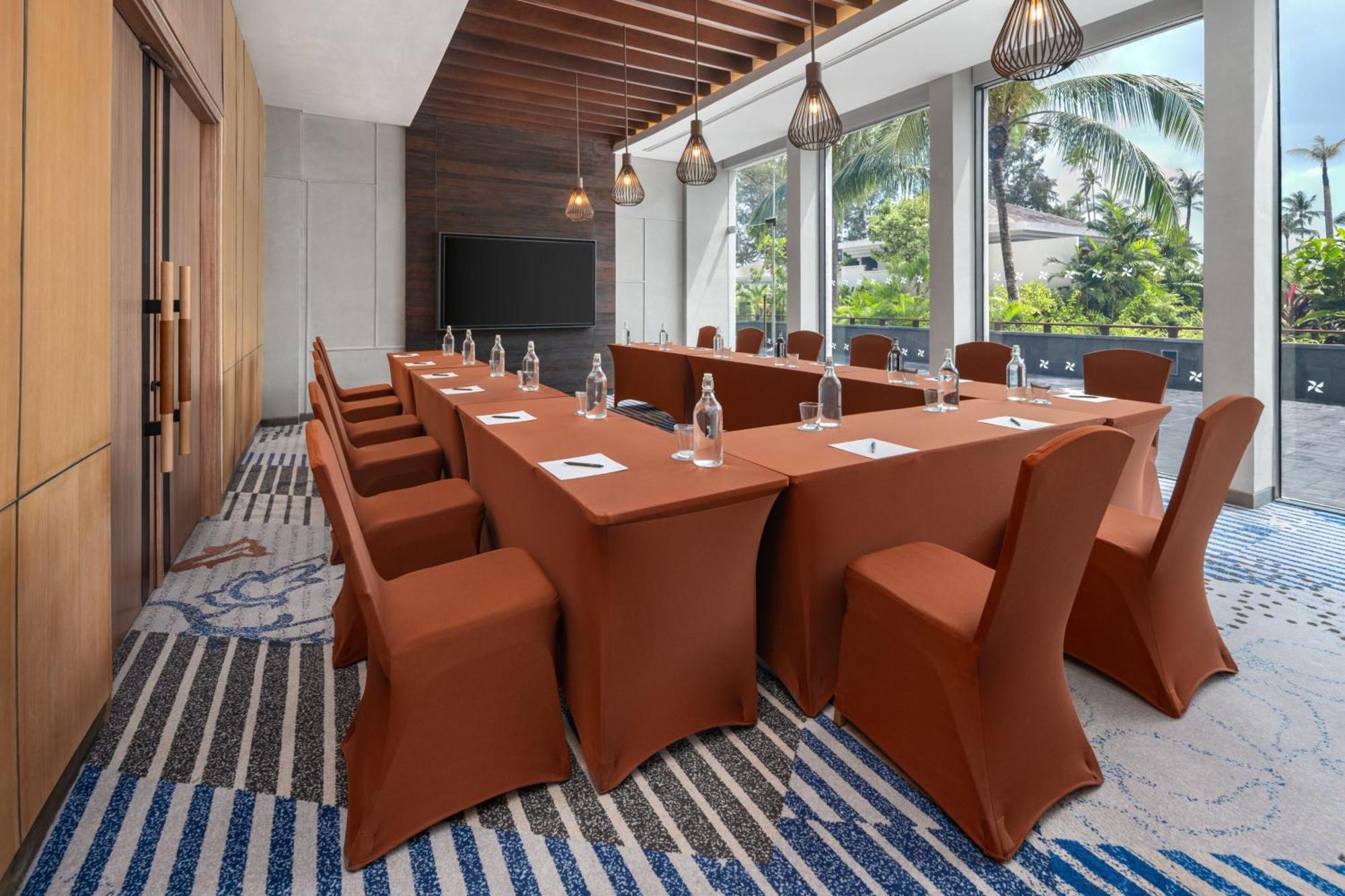 Four Points By Sheraton Bintan, Lagoi Bay Exteriör bild