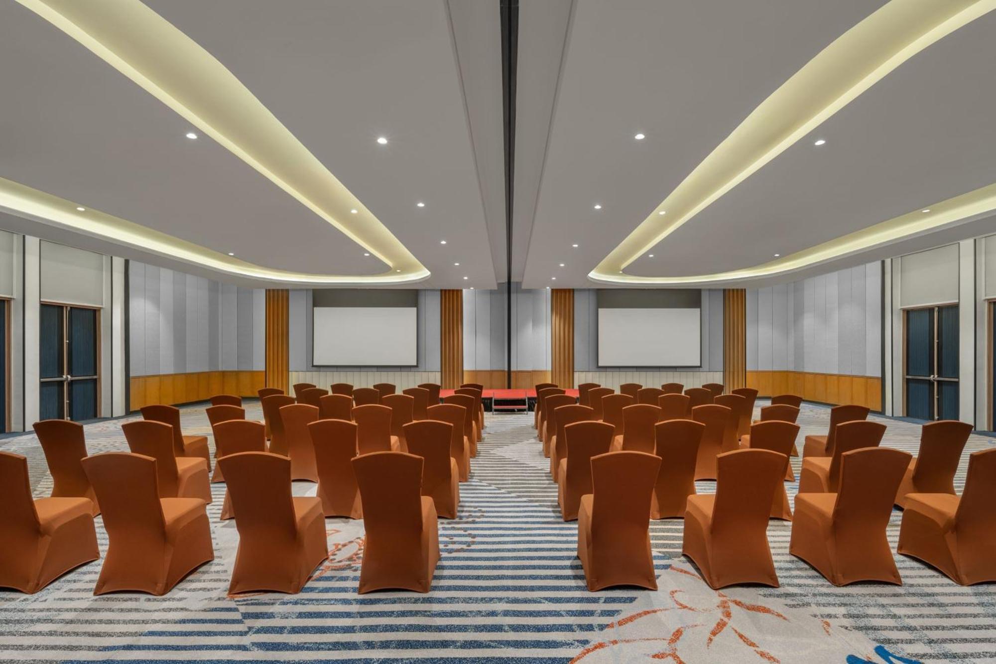 Four Points By Sheraton Bintan, Lagoi Bay Exteriör bild